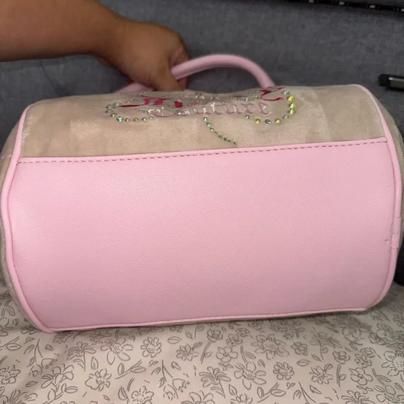 Juicy Couture Dreamy Satchel Purse - Picture 3 of 9